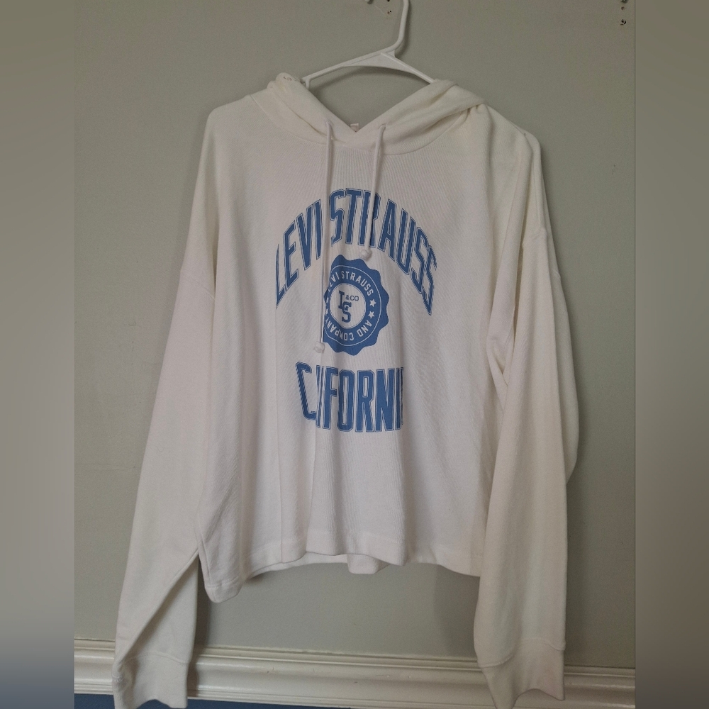 Women Levi's White Sweatshirt with Blue Graphic.Size XL